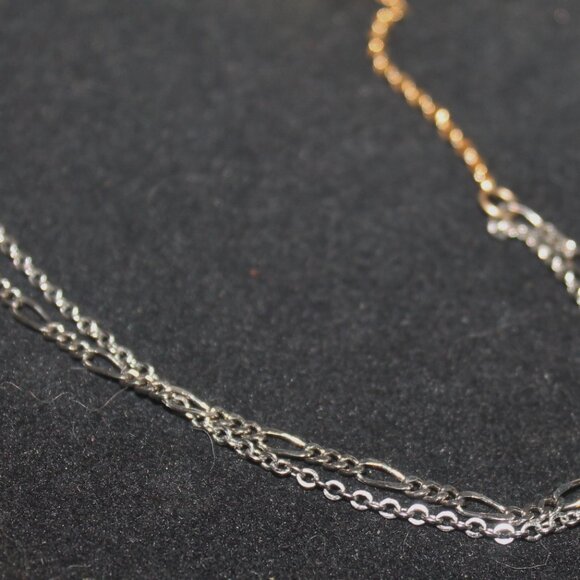 Mixed Media Multi Silver Gold Tone Chain Pewter Bee Necklace Designer B in Heart - Picture 2 of 9